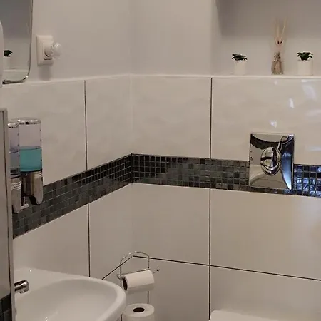 Cztery Katy Apartamento Drawno