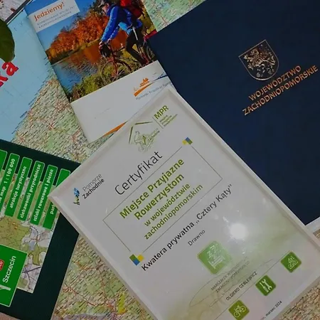 Cztery Katy Apartamento Drawno